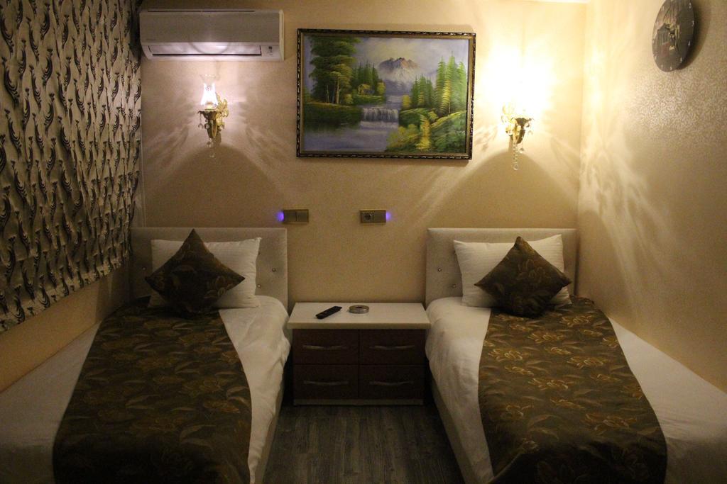 Celik Saray Hotel Pamukova Buitenkant foto